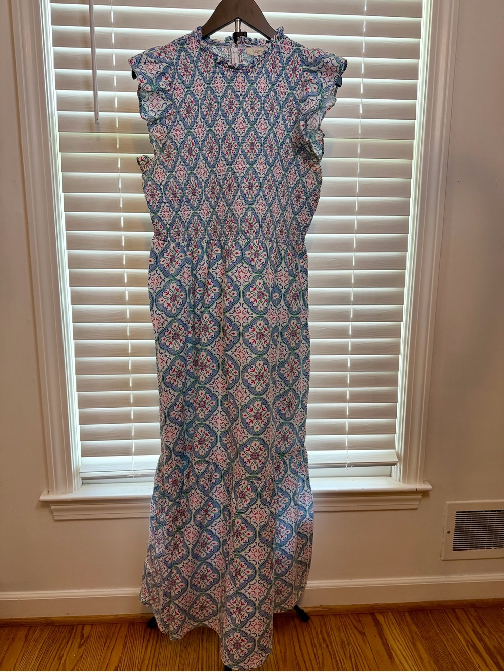 LOFT Outlet Smocked Floral Medallion Maxi Dress Size 14 Blue Pink Flutter Sleeve
